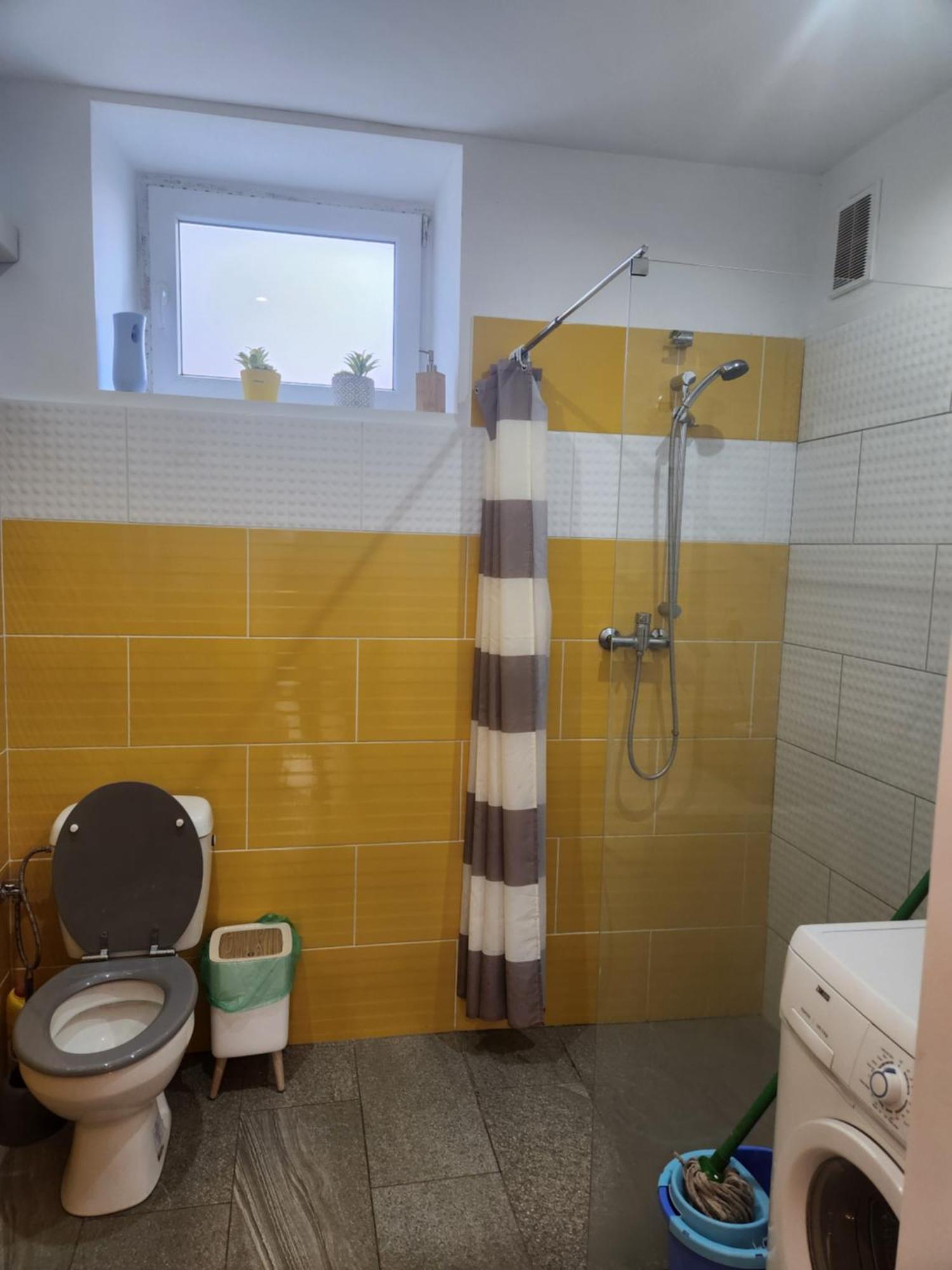 Retro House Ogrod Prywatny Parking X 2 I Stacja Ladowania Parter *