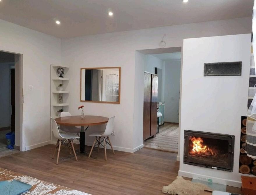 Apartment Retro House Ogrod Prywatny Parking X 2 I Stacja Ladowania Parter