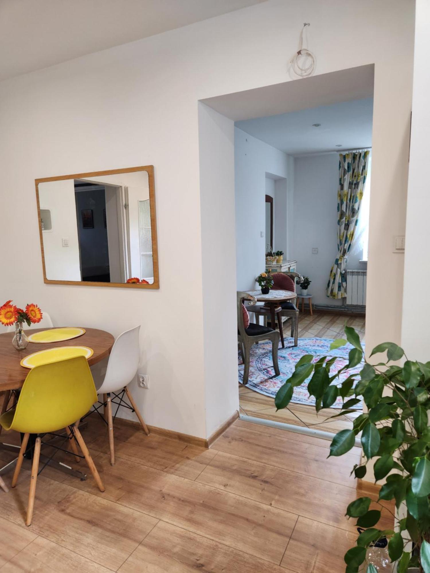 Apartment Retro House Ogrod Prywatny Parking X 2 I Stacja Ladowania Parter Przemyśl