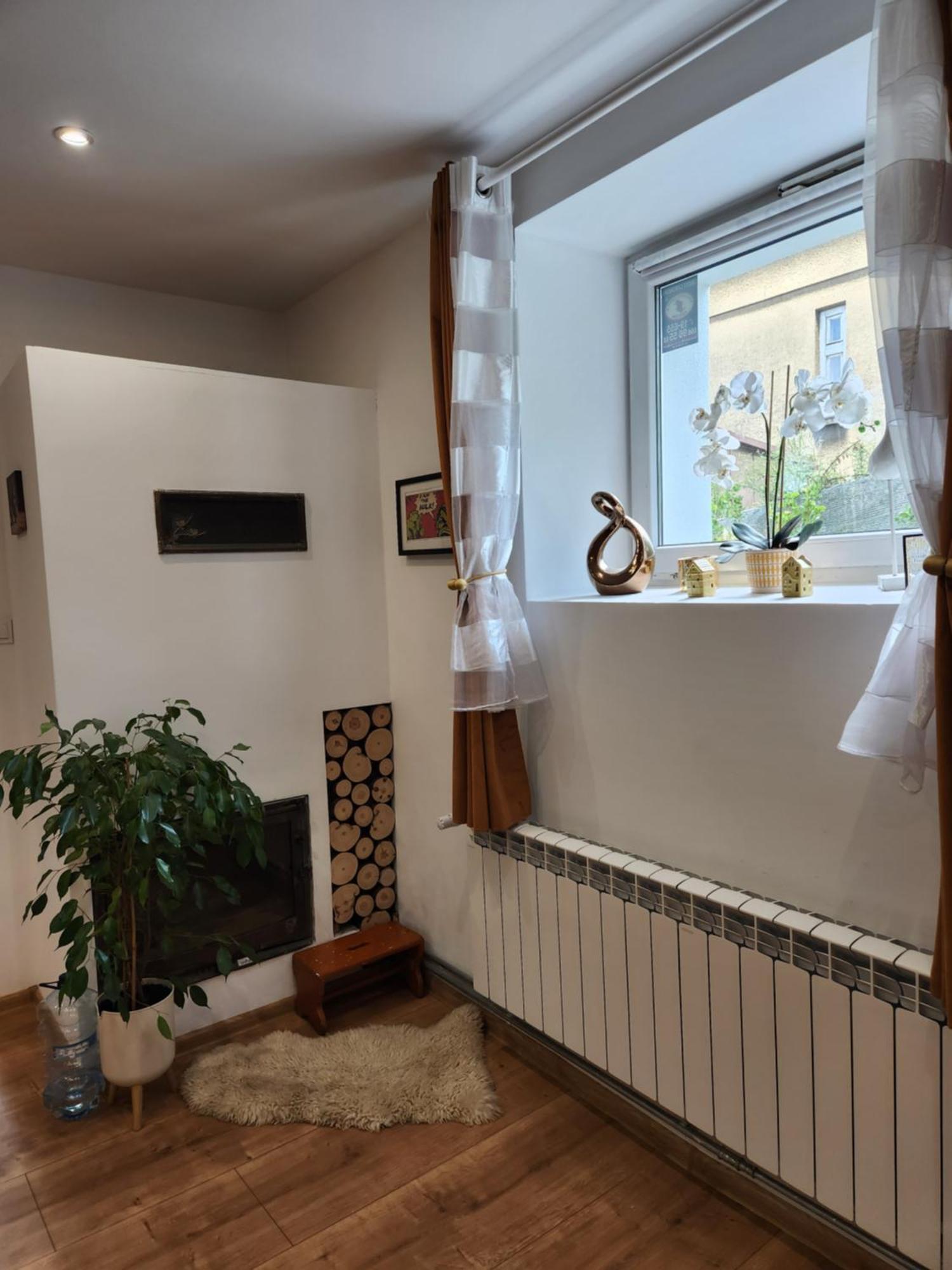 Apartment Retro House Ogrod Prywatny Parking X 2 I Stacja Ladowania Parter *