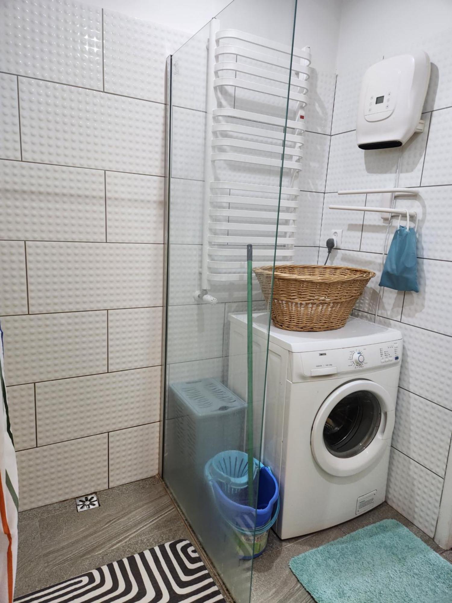 Retro House Ogrod Prywatny Parking X 2 I Stacja Ladowania Parter Apartment Przemyśl