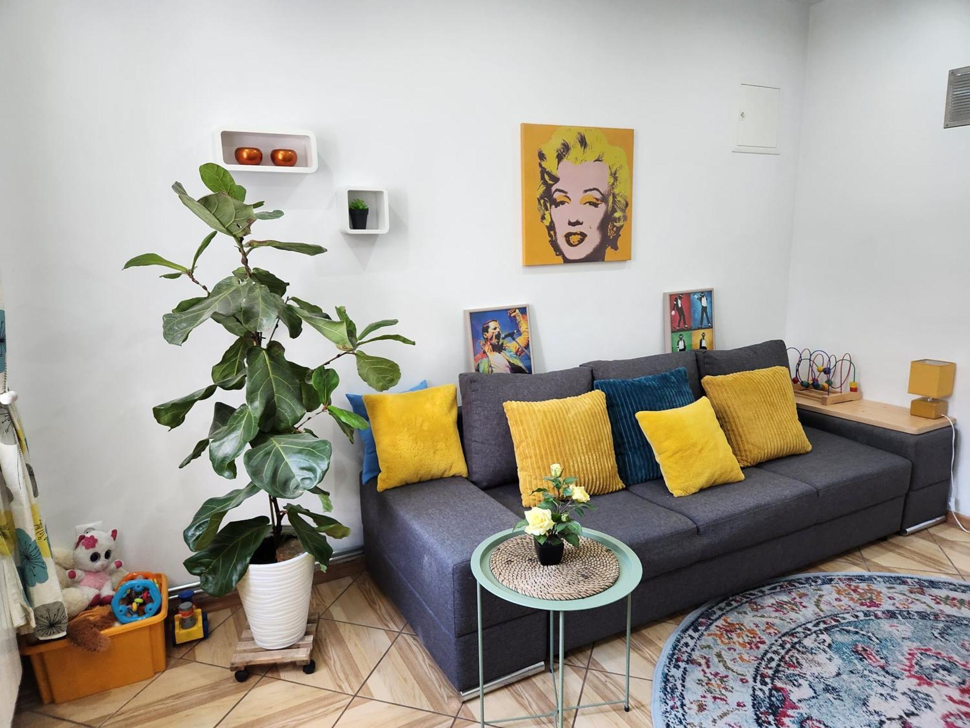 Retro House Ogrod Prywatny Parking X 2 I Stacja Ladowania Parter * Przemyśl